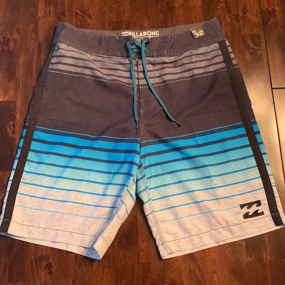 Billabong Swim Nwt Mens Billabong Board Shorts Size 32 New Poshmark